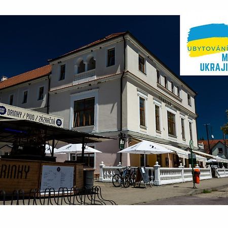 וראנוב נאד דייה Grandhotel Sluchatko - Ex Zamecky Hotel מראה חיצוני תמונה